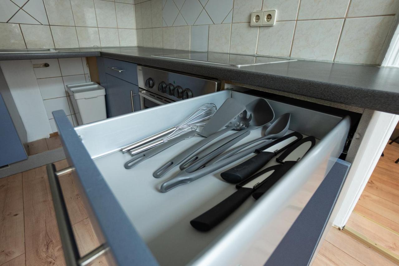 Lovely 1-Bedroom Apartment Next To Praterstern Виена Екстериор снимка